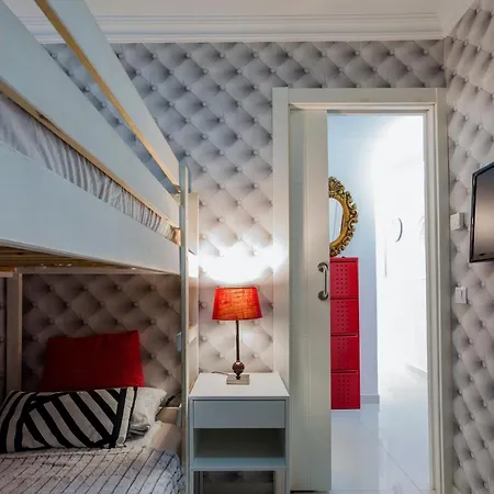 Beachfront Bliss - Tenerife Royal Gardens Apartment *