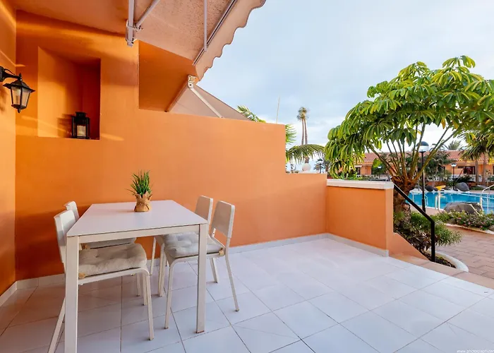 Beachfront Bliss - Tenerife Royal Gardens شقة *