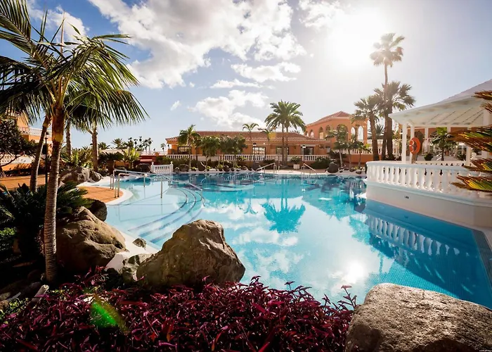 شقة Beachfront Bliss - Tenerife Royal Gardens