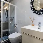 Beachfront Bliss - Tenerife Royal Gardens Apartment *