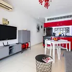 Beachfront Bliss - Tenerife Royal Gardens Apartment Playa de las Americas (Tenerife)