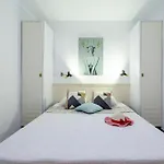Apartment Beachfront Bliss - Tenerife Royal Gardens Playa de las Americas (Tenerife)