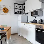 Apartment Beachfront Bliss - Tenerife Royal Gardens Playa de las Americas (Tenerife)
