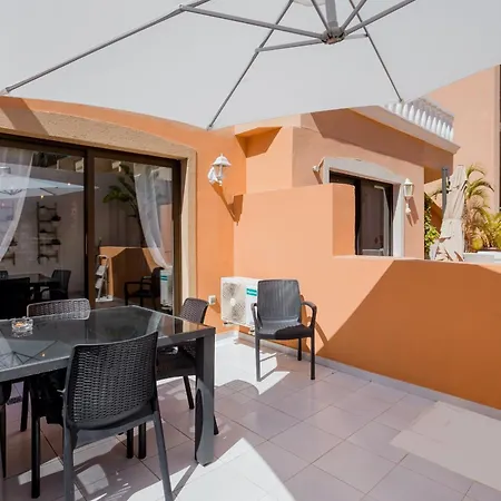 Apartment Beachfront Bliss - Tenerife Royal Gardens Playa de las Americas (Tenerife)