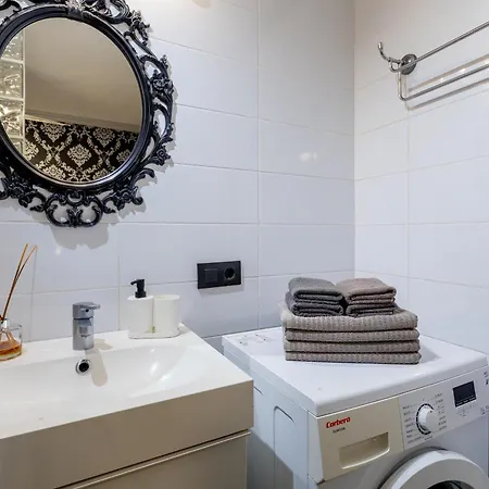 Beachfront Bliss - Tenerife Royal Gardens *