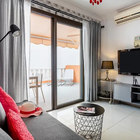 Beachfront Bliss - Tenerife Royal Gardens Apartament *