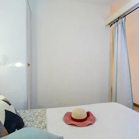 Beachfront Bliss - Tenerife Royal Gardens * Playa de las Americas (Tenerife)