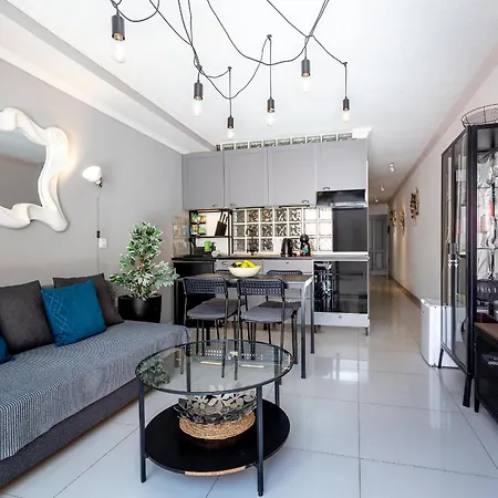 Apartment Beachfront Bliss - Tenerife Royal Gardens