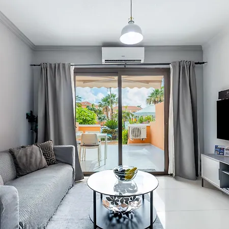Beachfront Bliss - Tenerife Royal Gardens Apartment
