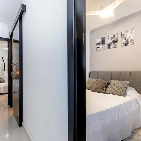 Apartment Beachfront Bliss - Tenerife Royal Gardens