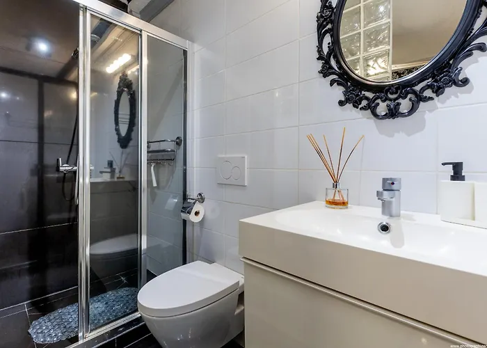 Beachfront Bliss - Tenerife Royal Gardens Apartman *