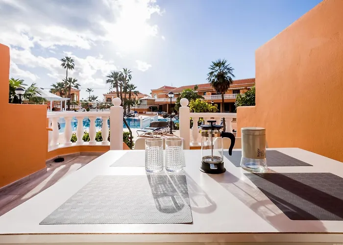 Beachfront Bliss - Tenerife Royal Gardens Apartman *