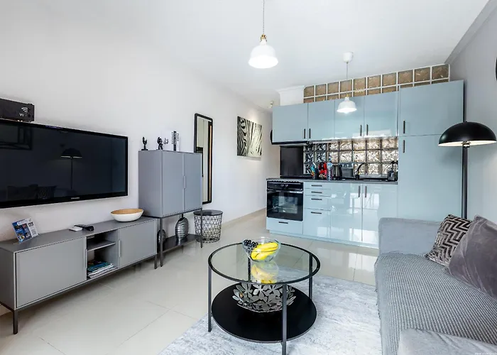 Beachfront Bliss - Tenerife Royal Gardens Apartman *