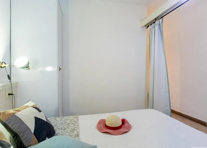 Beachfront Bliss - Tenerife Royal Gardens * Playa de las Americas (Tenerife)